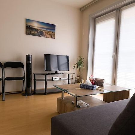 Cozy Studio With Pool Close To The Sea Ostend Luaran gambar