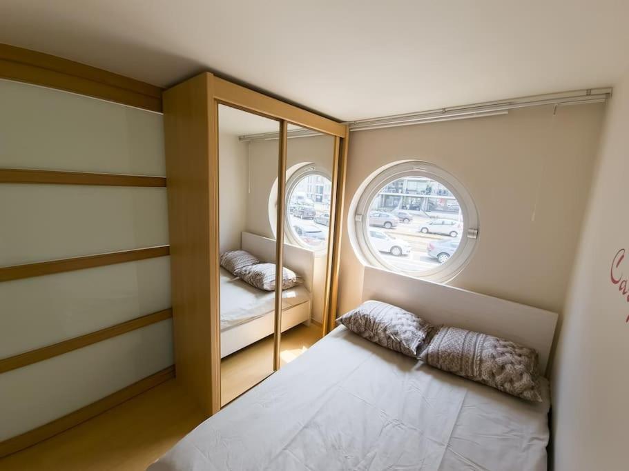 Cozy Studio With Pool Close To The Sea Ostend Luaran gambar