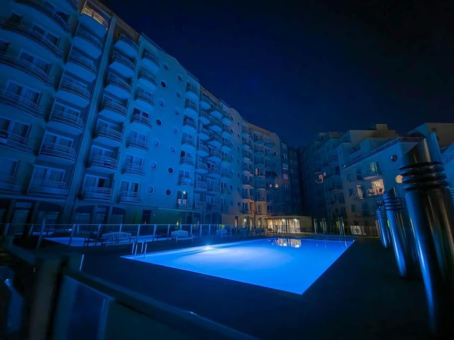Cozy Studio With Pool Close To The Sea Ostend Luaran gambar
