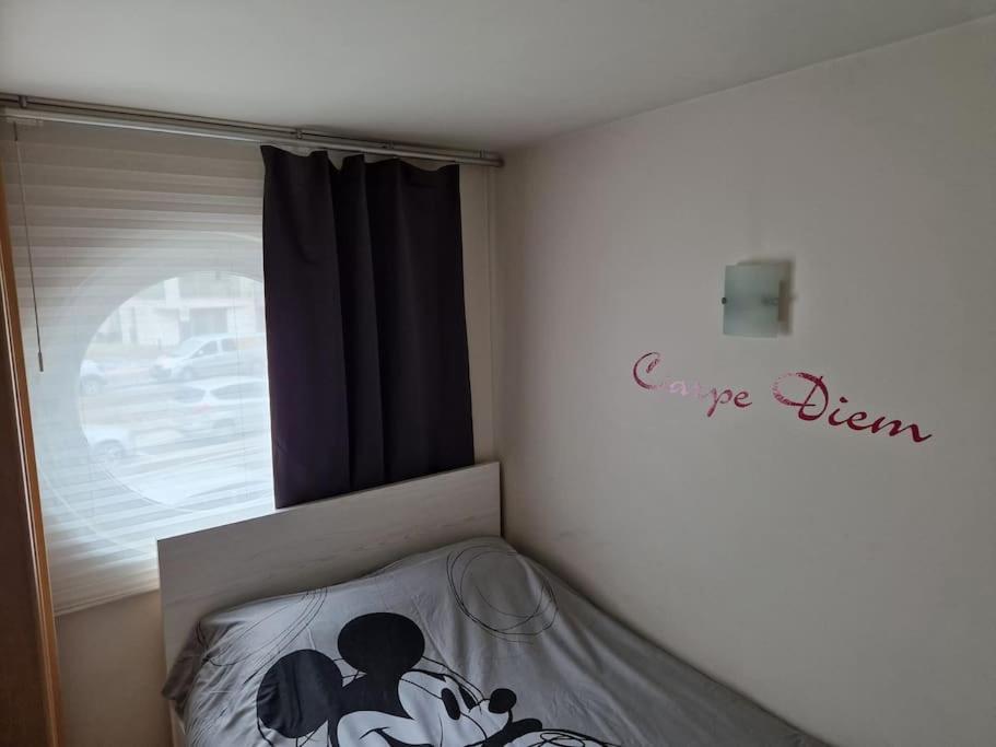 Cozy Studio With Pool Close To The Sea Ostend Luaran gambar